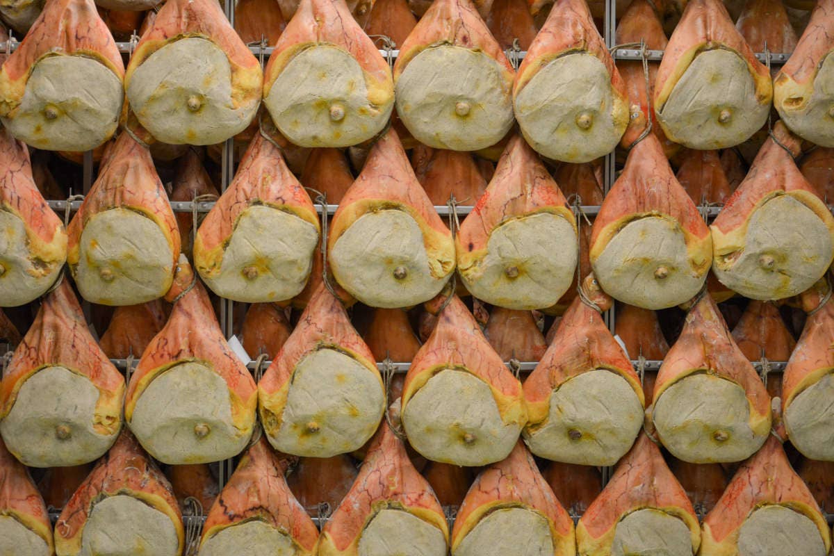 Il Prosciutto di Carpegna Dop porta la tradizione salumiera centenaria nel futuro