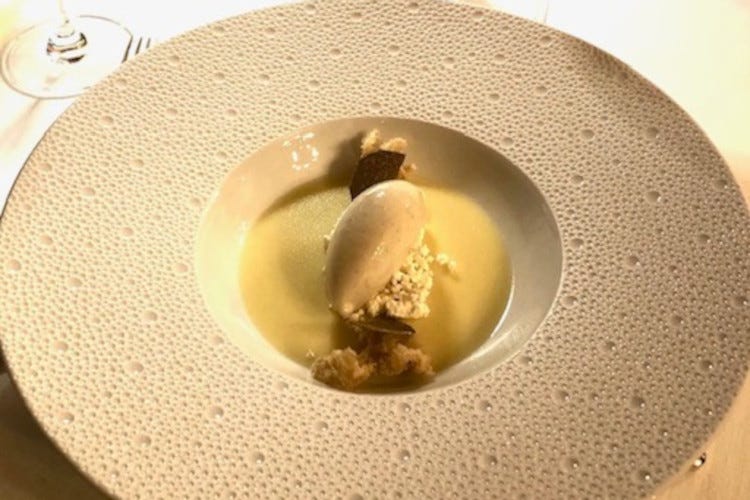 Crema di tartufo bianco, pera e nocciola Un italiano tra le stelle spagnole a San Pellegrino Sapori Ticino