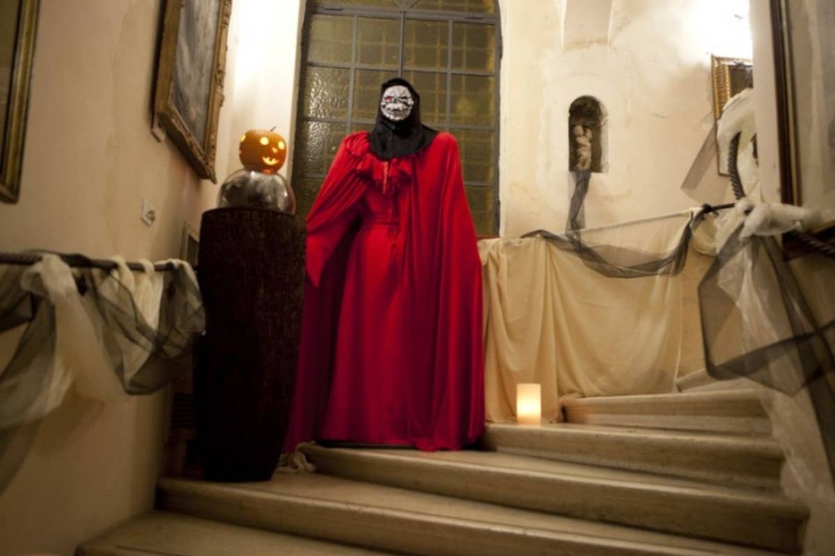 Halloween 2023 in spa, in campagna o al mare: idee per un weekend da brividi