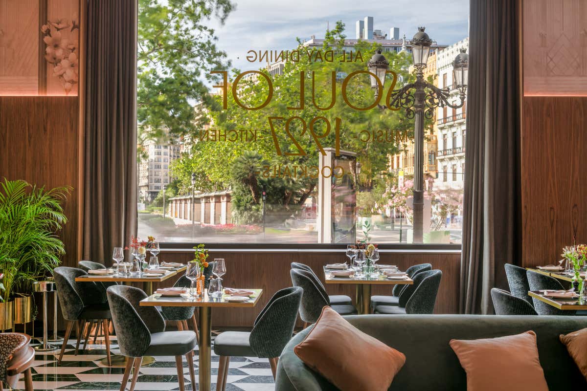 Un tuffo nell'eleganza senza tempo al Grand Hotel Centenari di Valencia