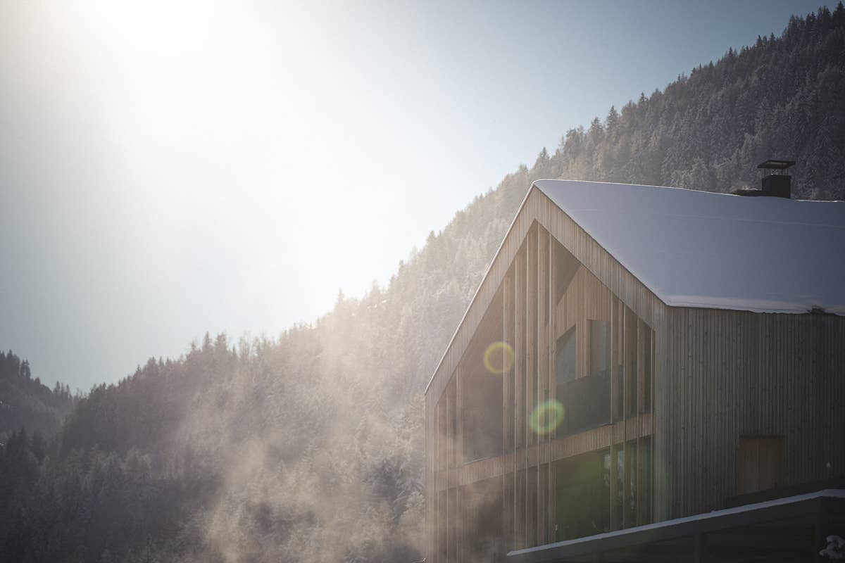 Purmontes è un luogo per rifugiarsi a contemplare la natura alpina In Alto Adige per una vacanza con il cavallo