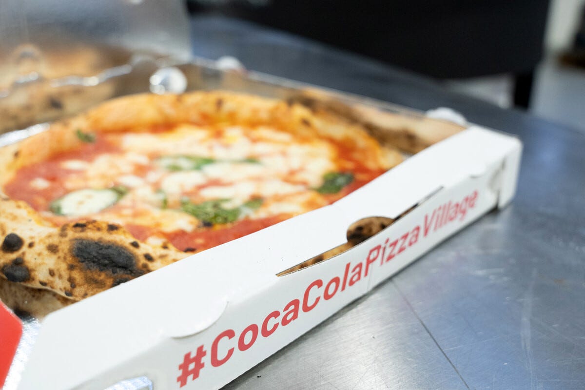 Tutta la magia della pizza napoletana al Coca Cola Pizza Village 2024