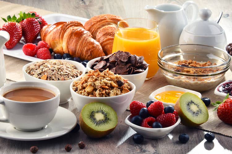 (Colazione bio, senza glutine e integrale Risveglio italiano tra salute e leggerezza)