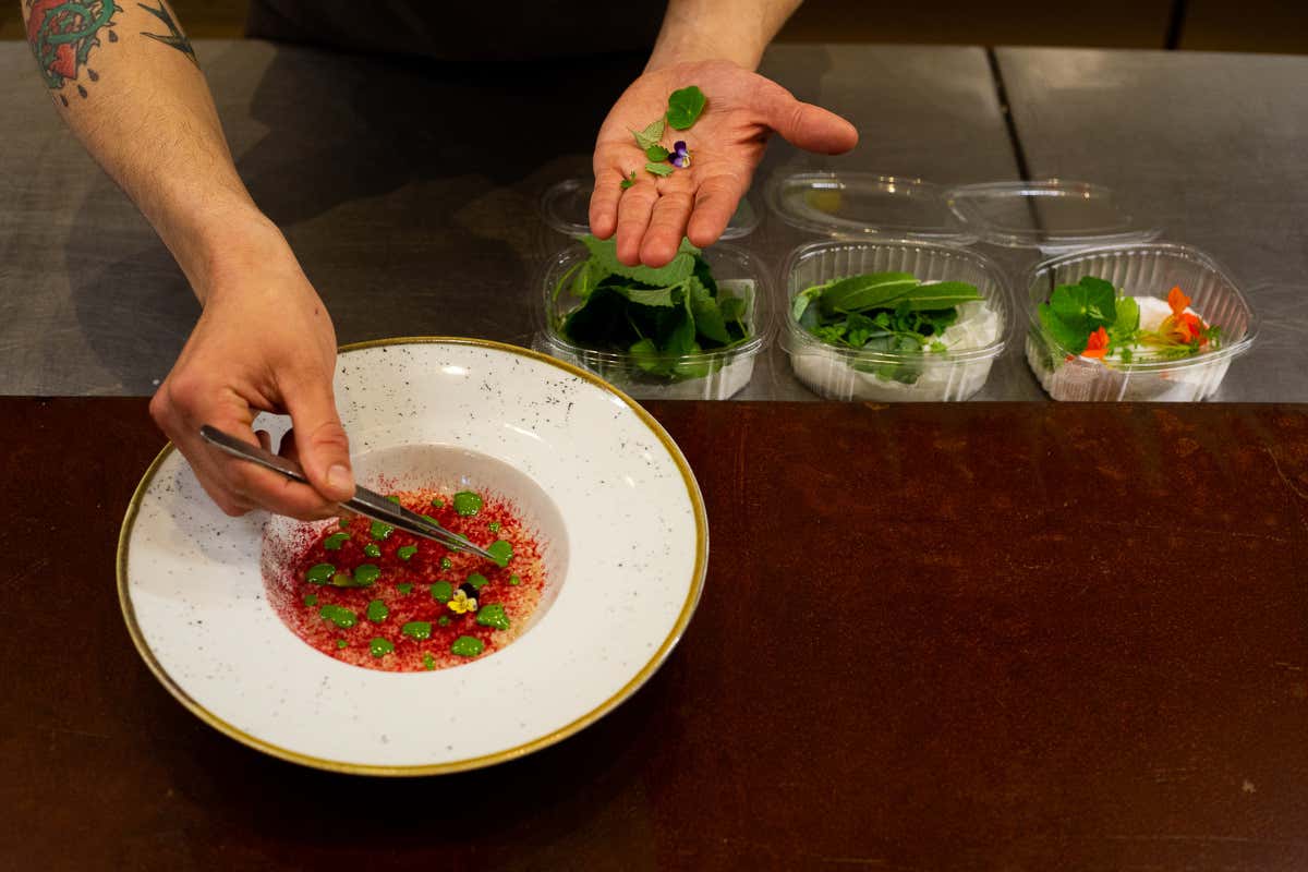 A un’ora da Roma c’è una cucina che vale il viaggio: Convivial a Tuscania