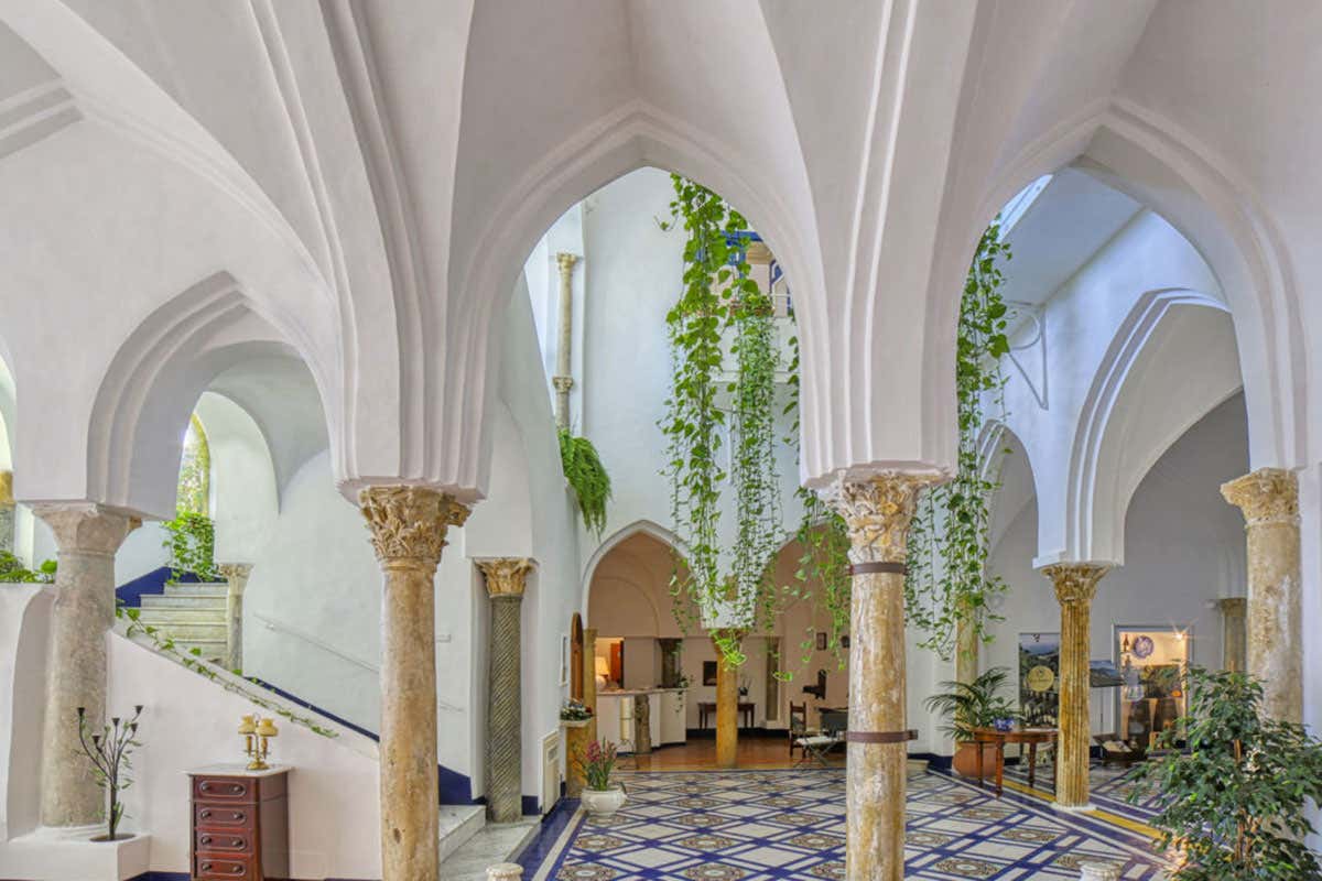 L'interno del Palazzo Palazzo Confalone, a Ravello ospitalit&agrave; 5 stelle e cucina top