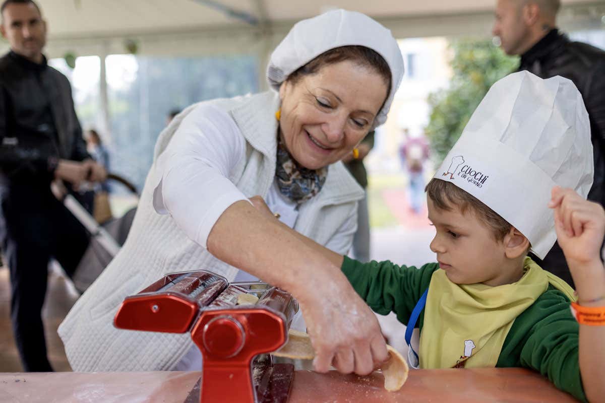Settemila bambini ai fornelli: torna il più grande festival di cucina per piccoli chef