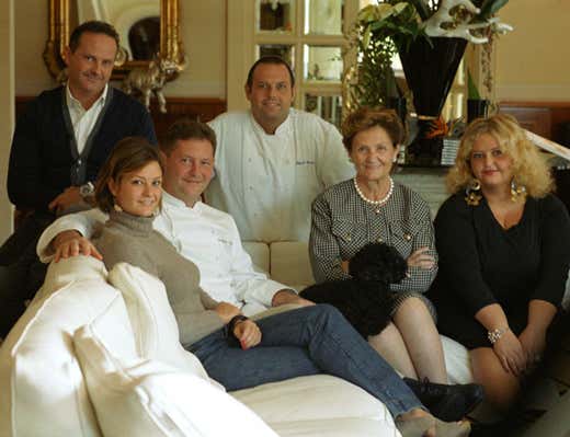 Francesco, Rossella, Enrico, Roberto, Bruna e Barbara Francesco, Rossella, Enrico, Roberto, Bruna e Barbara