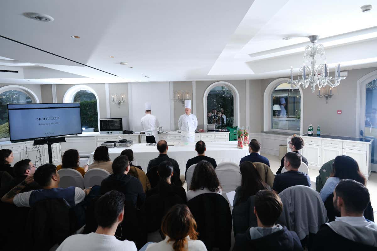 Alta cucina, ma con i piedi per terra: Da Vittorio punta su Academy e nuovi ingressi Alta cucina, ma con i piedi per terra: Da Vittorio punta su Academy e nuovi ingressi