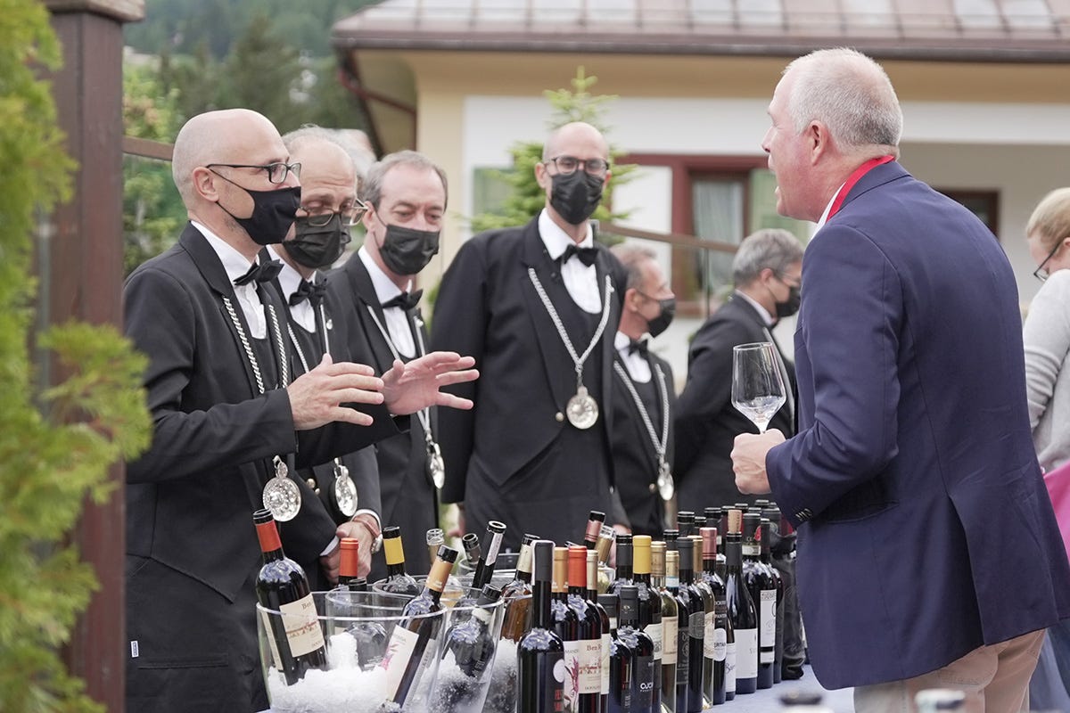 In degustazione i vini di 59 produttori VinoVip Cortina 2022: incontri al vertice