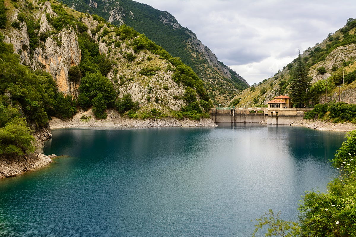 La diga di San Domenico L’Abruzzo più wild tra montagne, mare e prodotti tipici