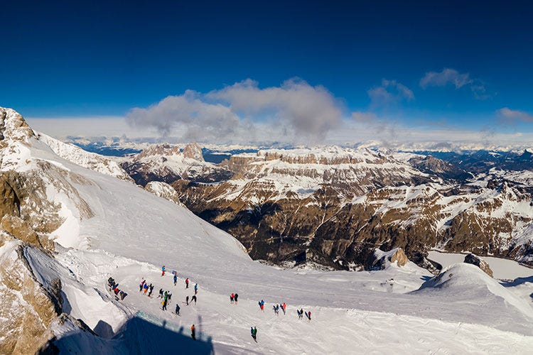 La Marmolada, uno dei punti più spettacolari delle Dolomiti (Tutte le Dolomiti sugli sci Il grande Carosello sarà realtà)