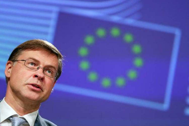 Valdis Dombrovskis - Ue, Dombrovskis: Sì agli Eurobond Francia chiusa fino all'11 maggio