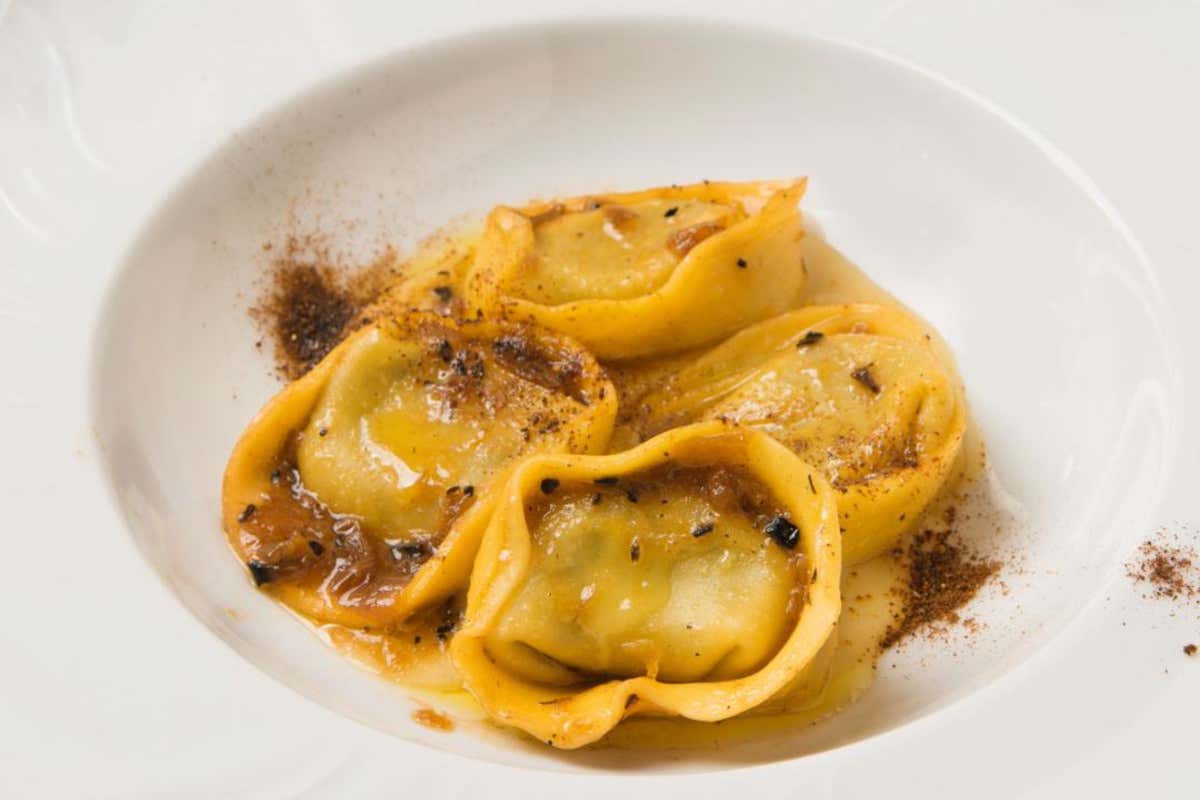 Stefano D'Onghia, lo chef che lascia il gourmet per la trattoria: «Scelgo la libertà» Stefano D'Onghia, lo chef che lascia il gourmet per la trattoria: «Scelgo la libertà»