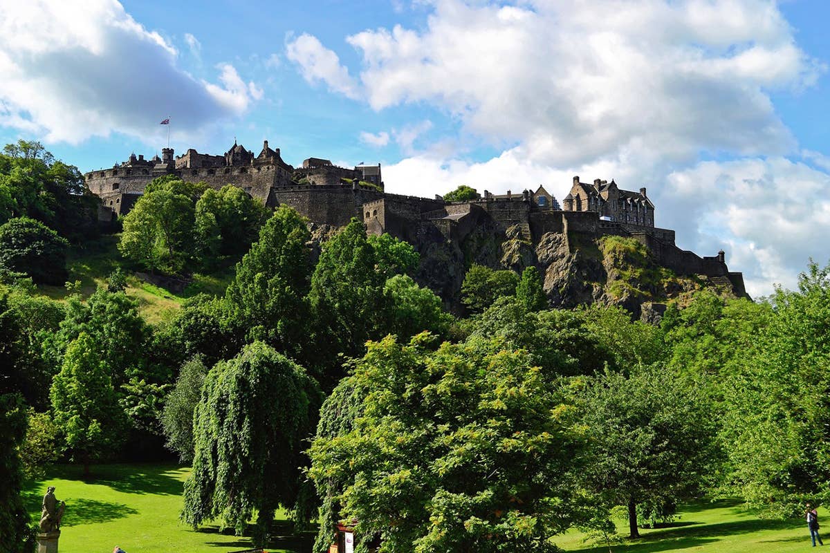 Castello di Edimburgo Castelli, leggende, laghi infestati e regine: benvenuto in Scozia