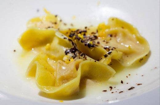 Alla Cantina San Teodoro di Napoli un menu gourmet senza ...