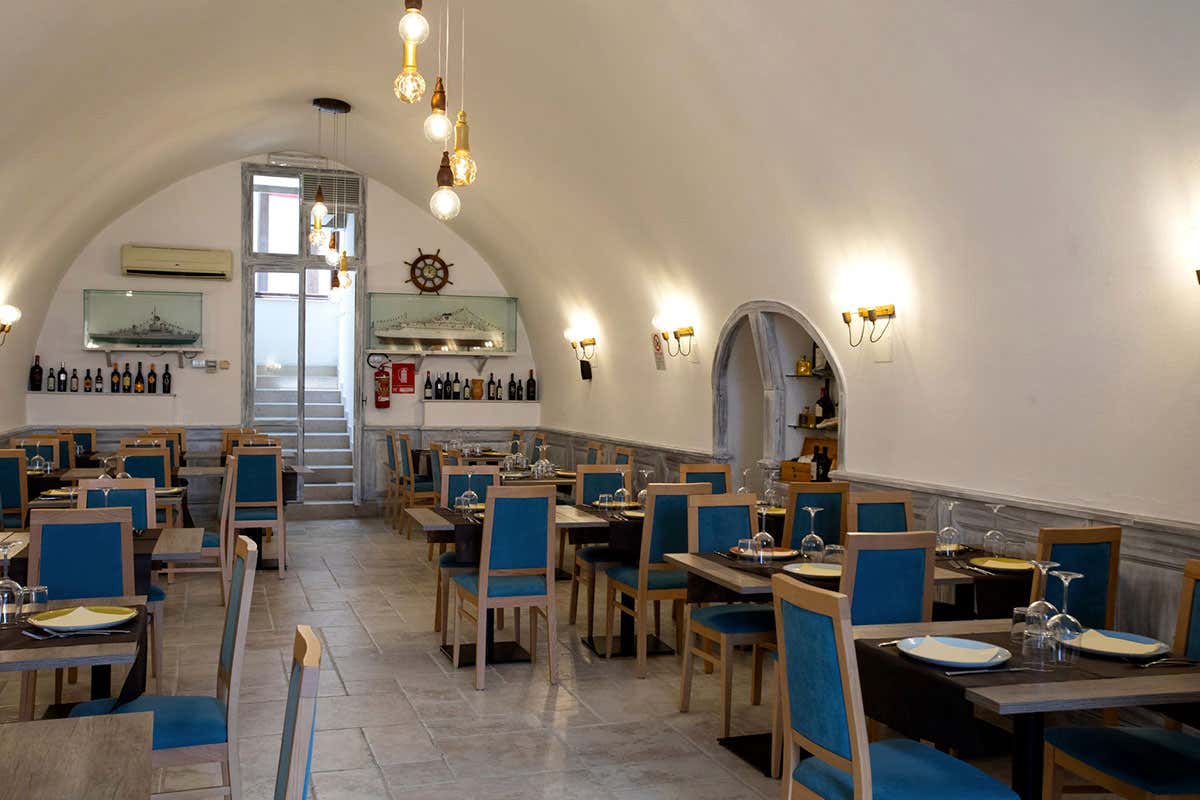 Il ristorante a Gallipoli che sceglie il pesce quando è ancora in mare