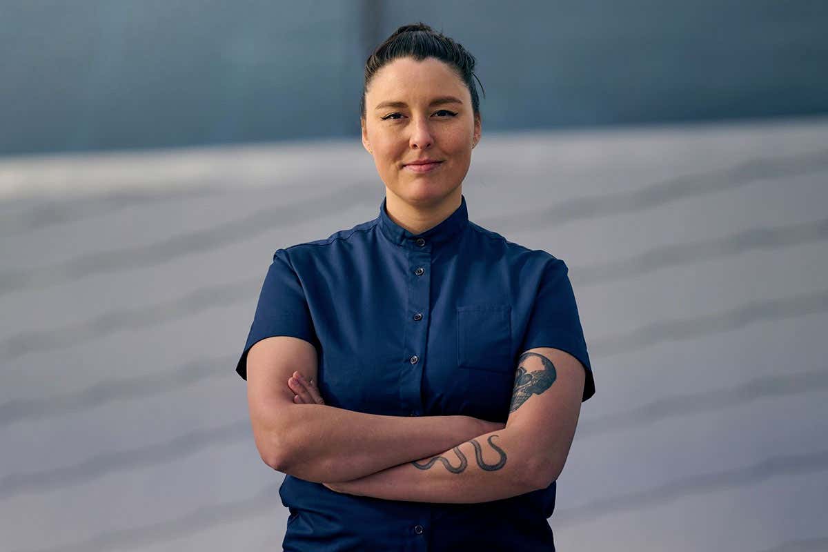 Il ristorante galleggiante nel fiordo di Hardanger che sembra un occhio di salmone Il ristorante galleggiante nel fiordo di Hardanger che sembra un occhio di salmone