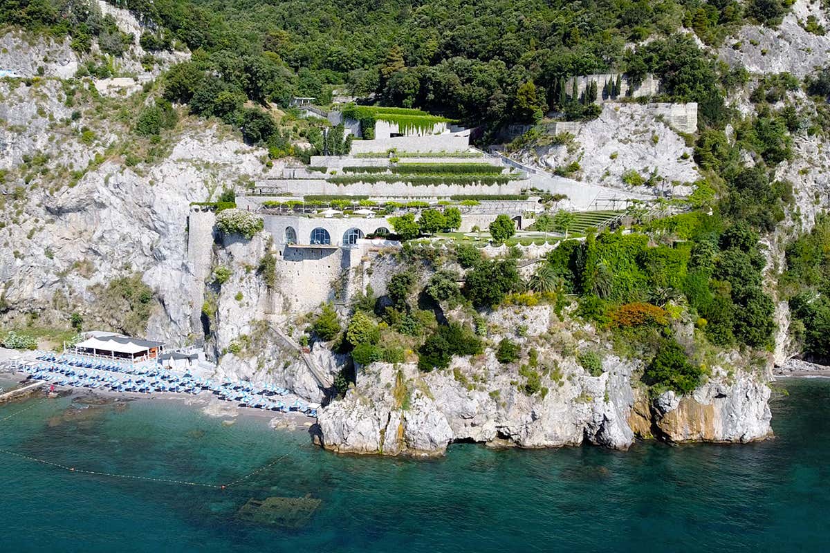 Dal limoneto al piatto: come la natura guida i menu del Volta del Fuenti Dal limoneto al piatto: come la natura guida i menu del Volta del Fuenti