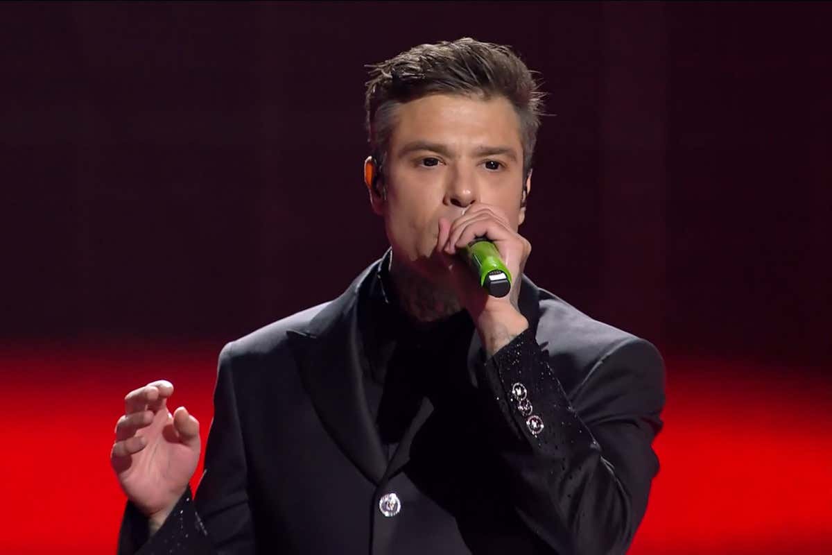 Sanremo 2025 a tavola: anche il cibo protagonista nei testi delle canzoni Sanremo 2025 a tavola: anche il cibo protagonista nei testi delle canzoni