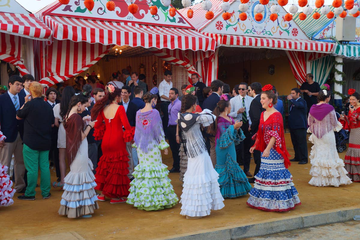 Feria de Abril: la tradizionale festa di Siviglia piena di colori e musica