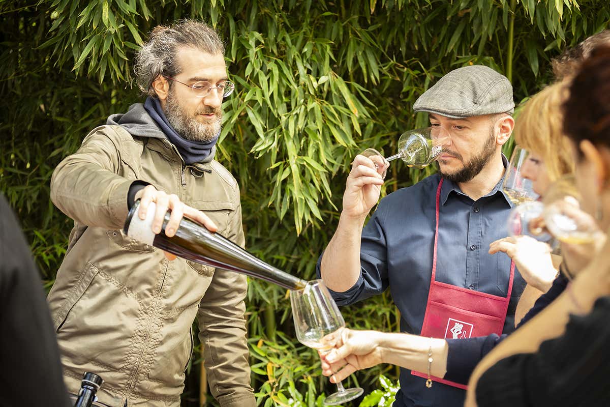 A Casteggio l’unica tappa lombarda Fivi: degustazioni con 40 vignaioli A Casteggio l’unica tappa lombarda Fivi: degustazioni con 40 vignaioli