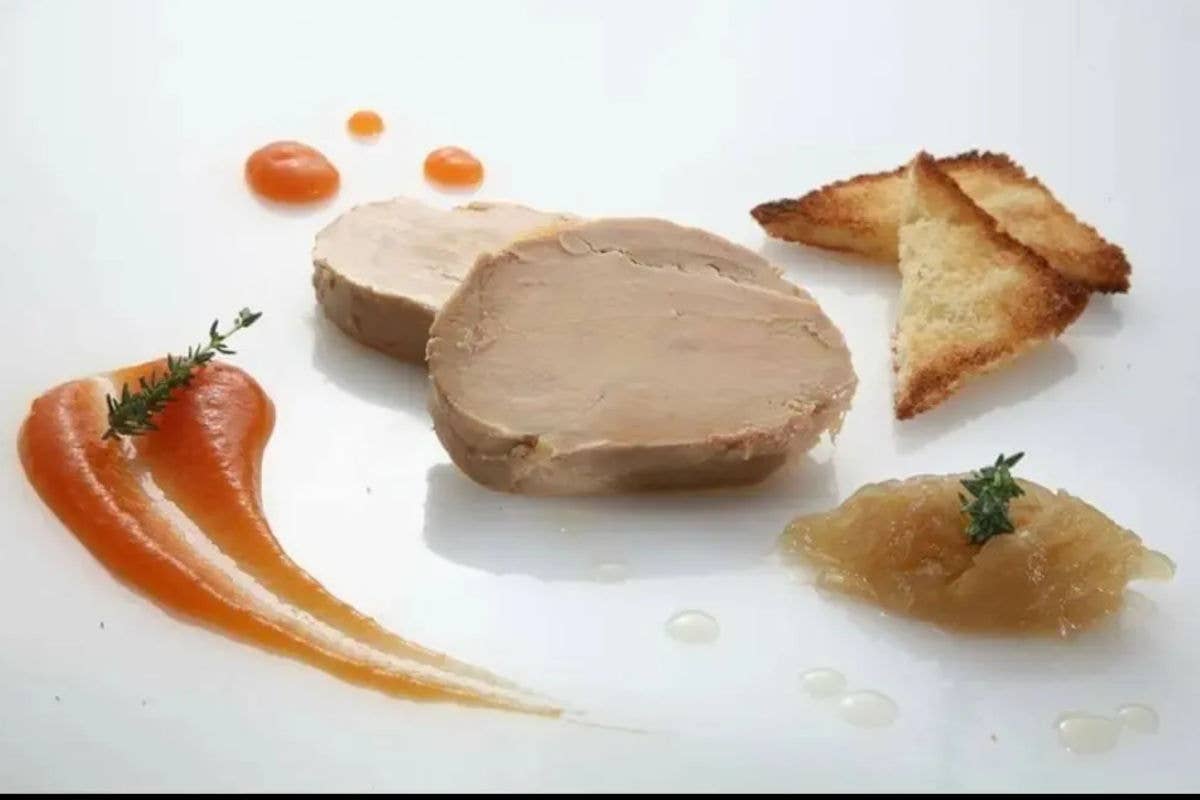 La Svizzera vuole vietare l'importazione del foie gras? Fournier  provocatorio: «Se ne mangerà di più» - Italia a Tavola