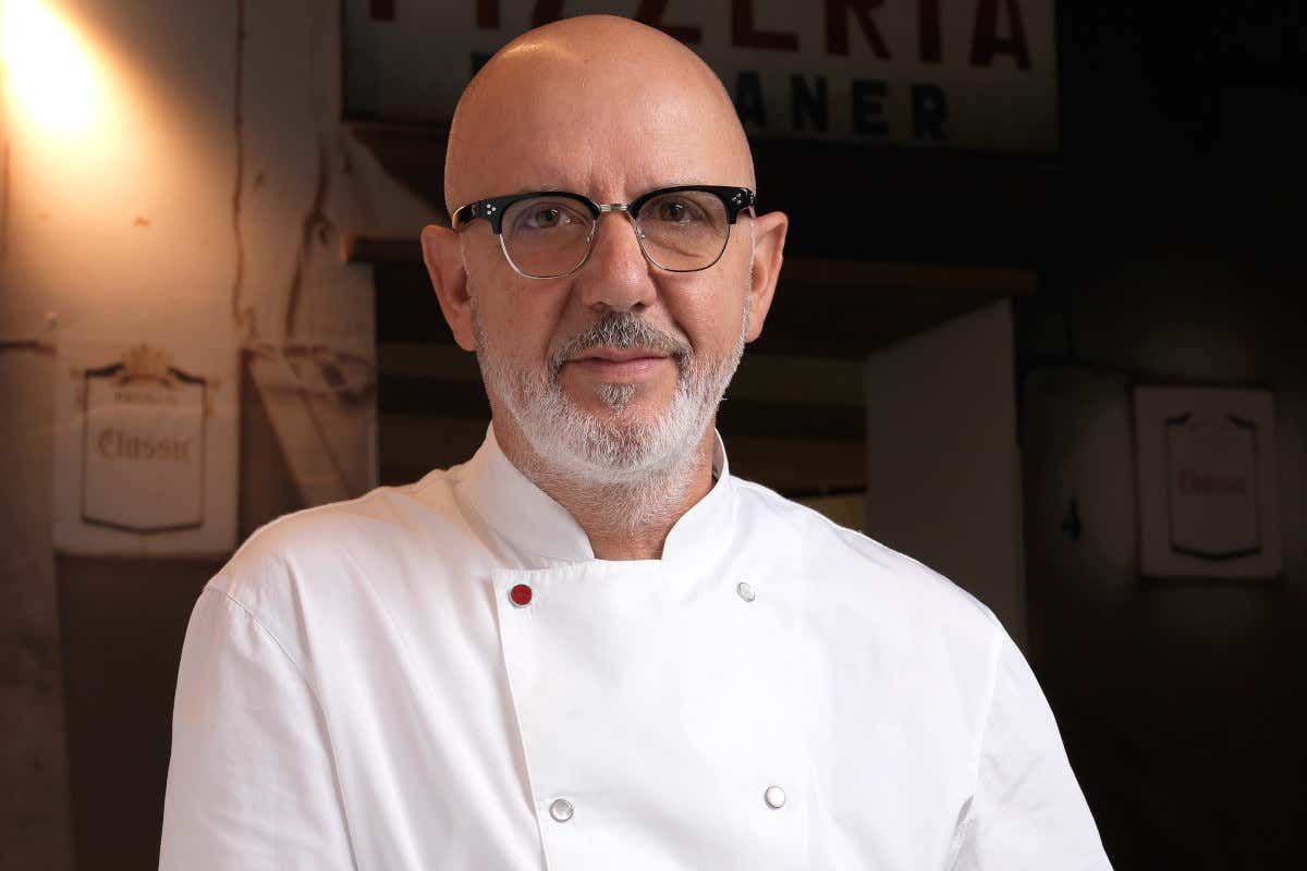 Il maestro Franco Pepe racconta la sua pizza in un libro firmato Phaidon Il maestro Franco Pepe racconta la sua pizza in un libro firmato Phaidon