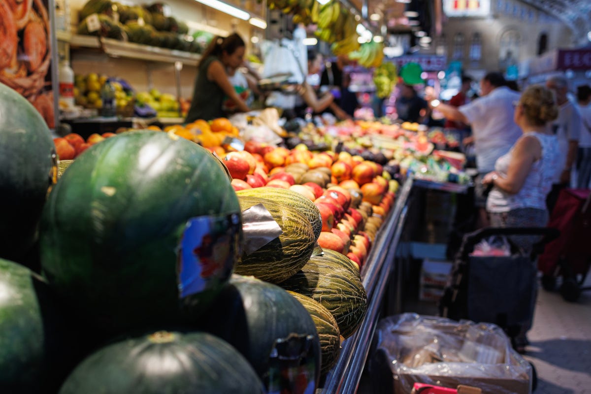 Caldo favorisce la frutta di stagione: qualità e prezzi vantaggiosi