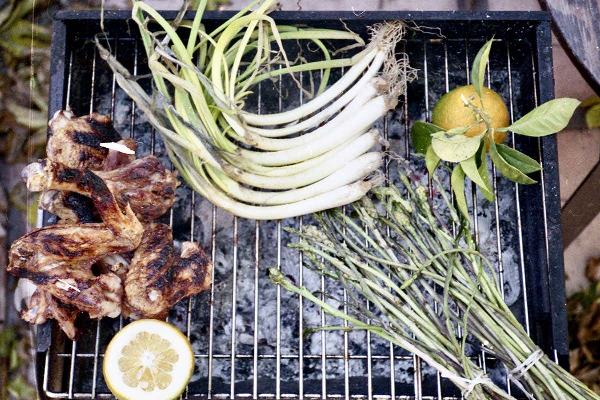 Carmelo Chiaramonte e l’eleganza assoluta dell’informalità di un’osteria rituale Carmelo Chiaramonte e l’eleganza assoluta dell’informalità di un’osteria rituale