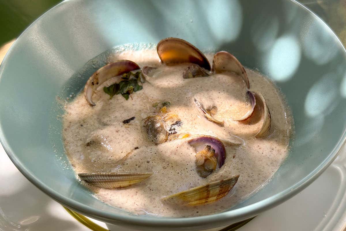 Carmelo Chiaramonte e l’eleganza assoluta dell’informalità di un’osteria rituale Carmelo Chiaramonte e l’eleganza assoluta dell’informalità di un’osteria rituale