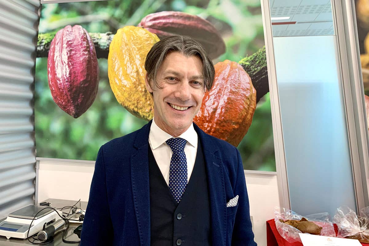 Agostoni Challenge: in primo piano il panettone con cioccolato e un'anima salata