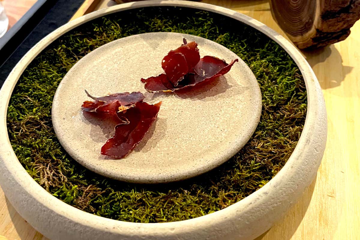 Selvaggina e fuoco: la Brianza incontra la natura in un ristorante stellato