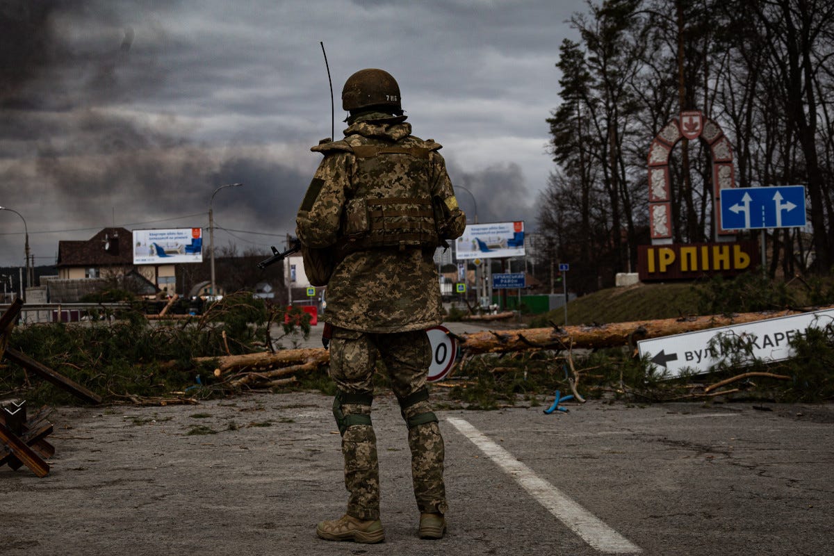 La guerra in Ucraina, una delle cause dell'aumento dei prezzi Il 2022: l'anno della crisi climatica e dei rincari. E tutto cade sugli italiani