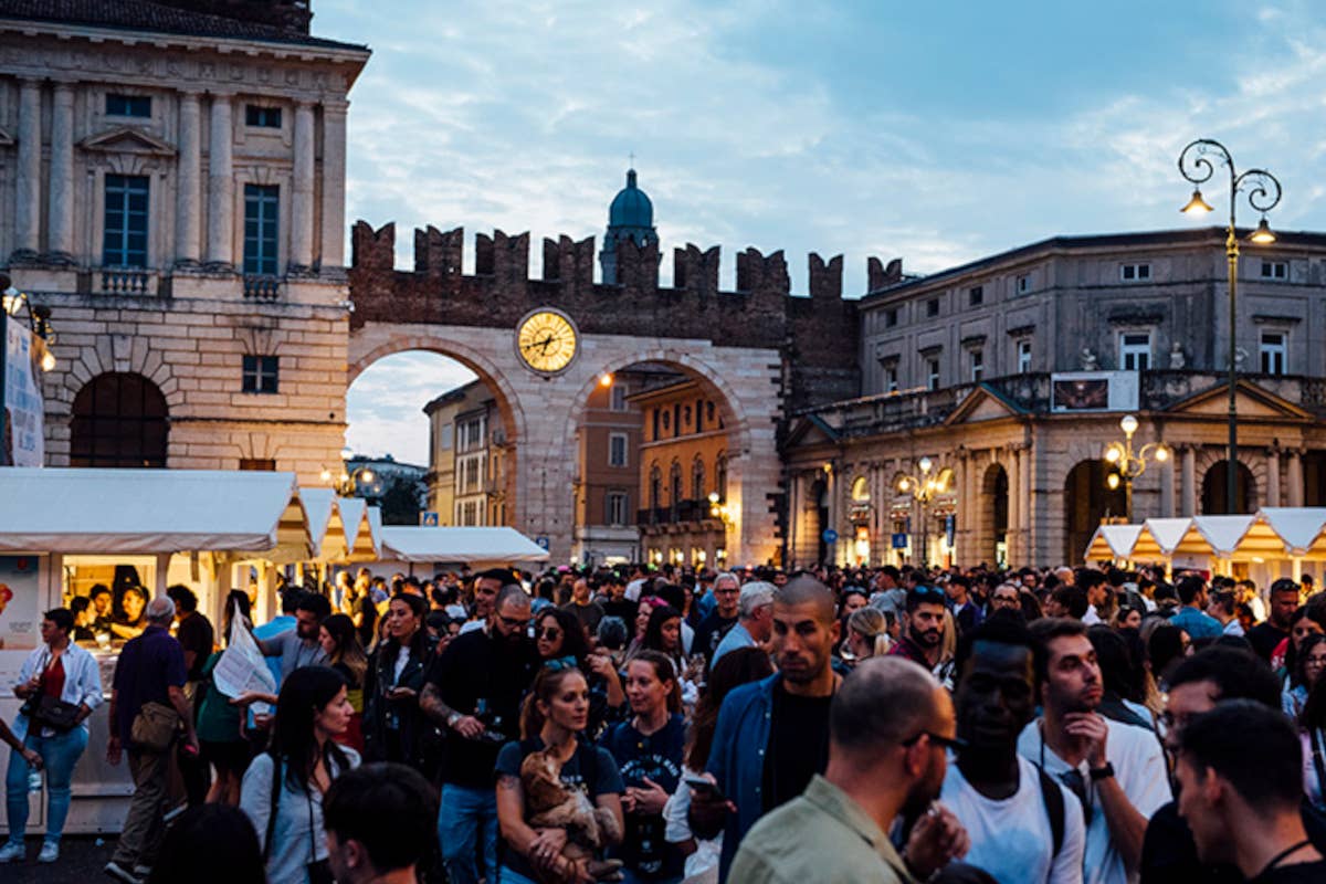 Hostaria Verona 2024: un brindisi a 10 anni di vino e cultura