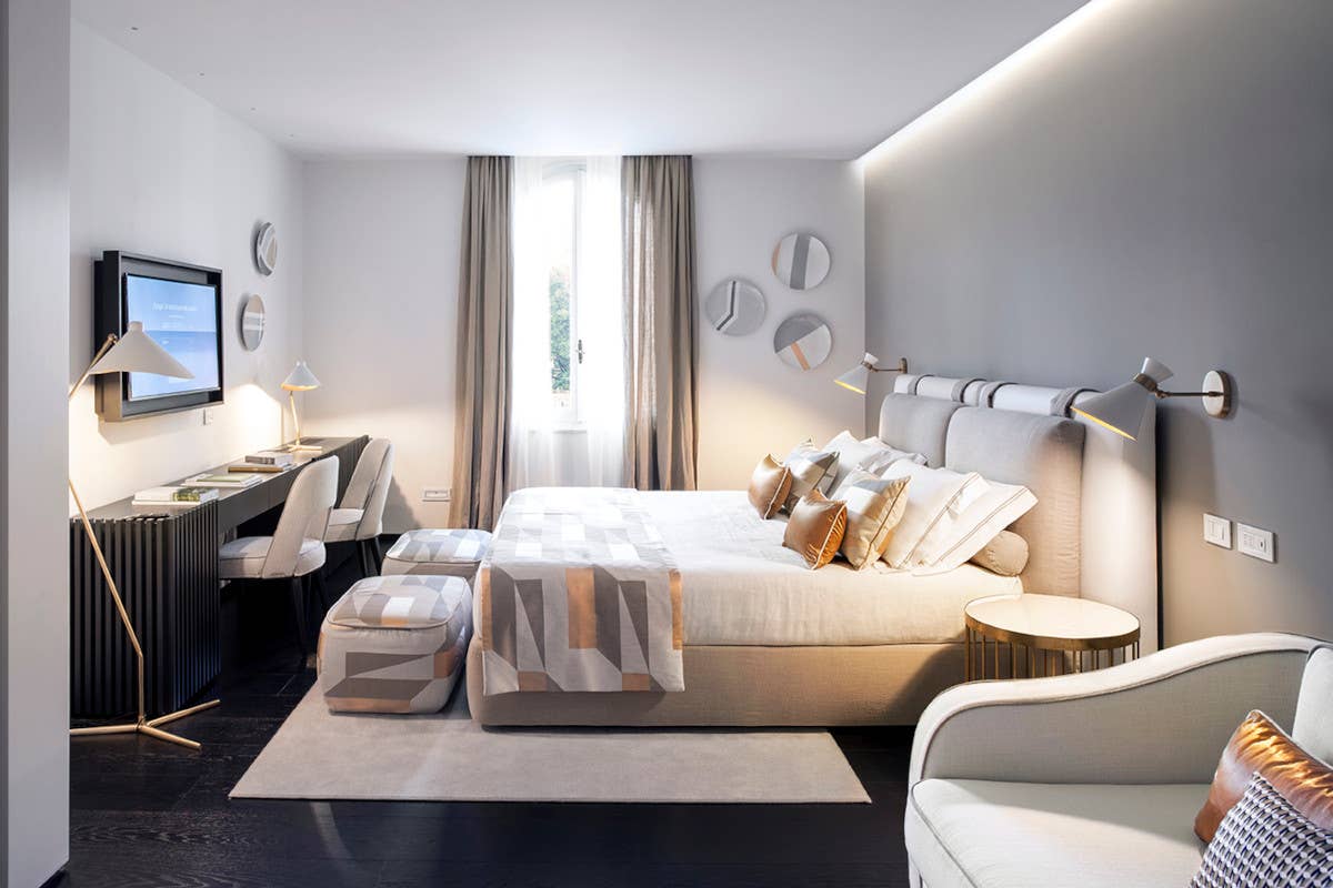 Le camere dell'Hotel Byron a Forte dei Marmi Hotel Byron a Forte dei Marmi 18 nuove suite tra mare cucina e arte