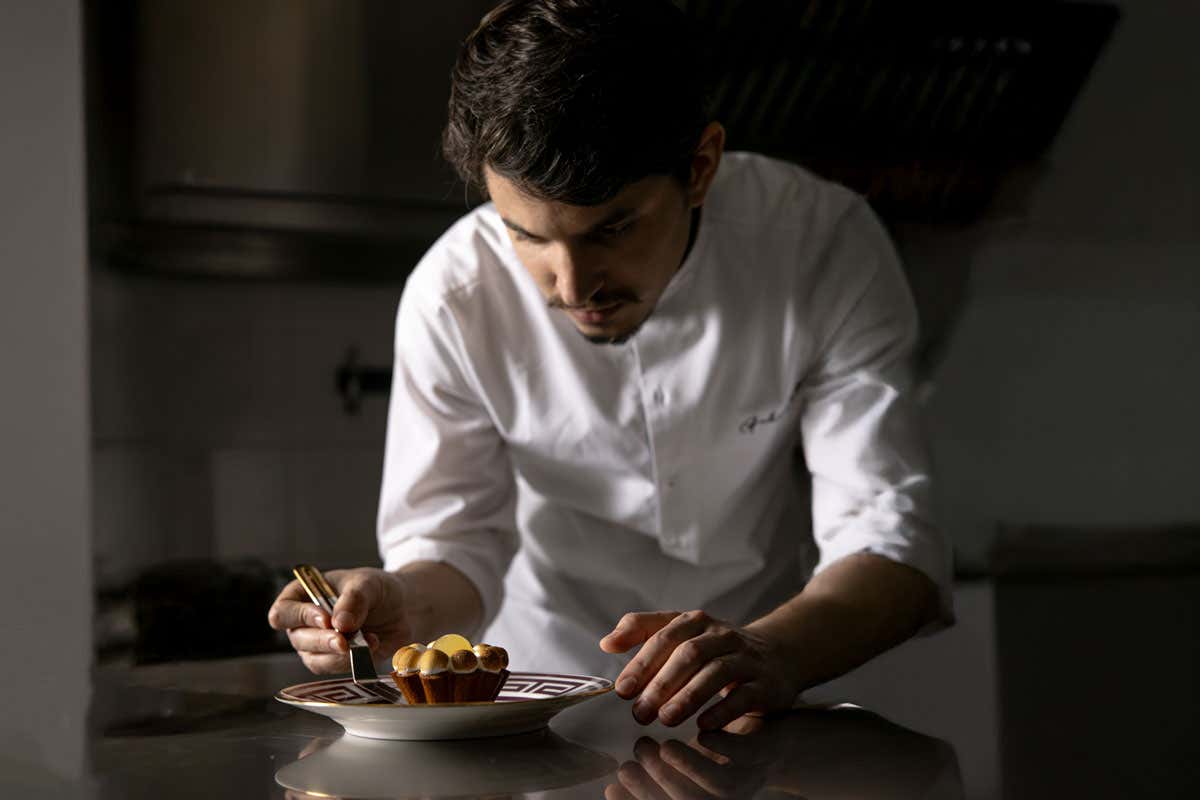 Dalle monoporzioni ai cioccolatini: la pasticceria di Andrea Cingottini Dalle monoporzioni ai cioccolatini: la pasticceria di Andrea Cingottini