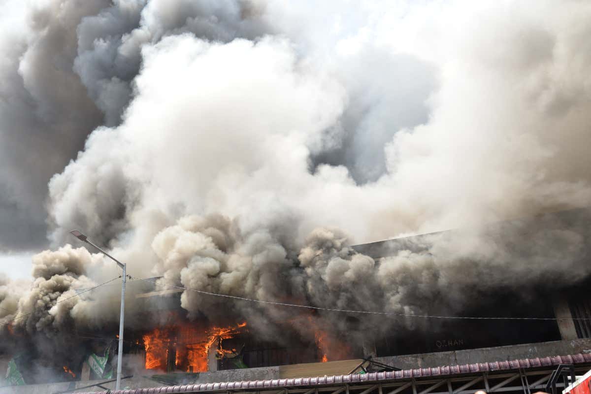 Incendio alla facoltà di Agraria a Viterbo: danni gravissimi, in salvo gli studenti Università della Tuscia a Viterbo incendio alla facoltà di Agraria