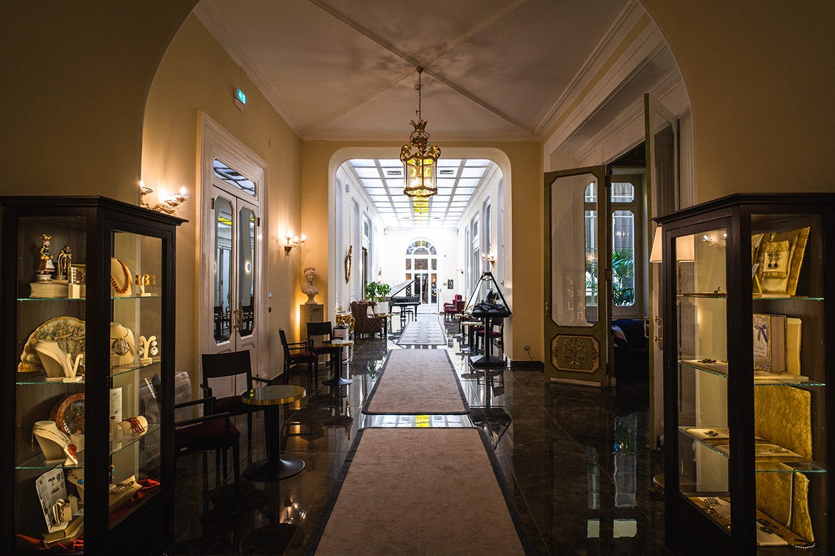 Grand Hotel et Des Palmes, lusso e storia nel cuore di Palermo