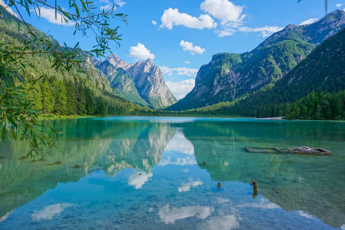 Cinque laghi alpini da non perdere per sfuggire nel weekend al caldo estivo