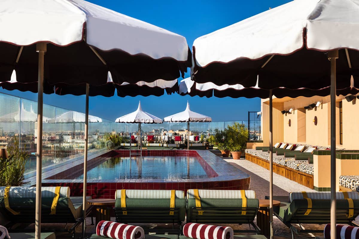 La piscina e il ristorante in terrazza. Foto: Venanzi Soho House Rome, la “casa” di chi è fuori casa ha ora anche un ristorante gourmet