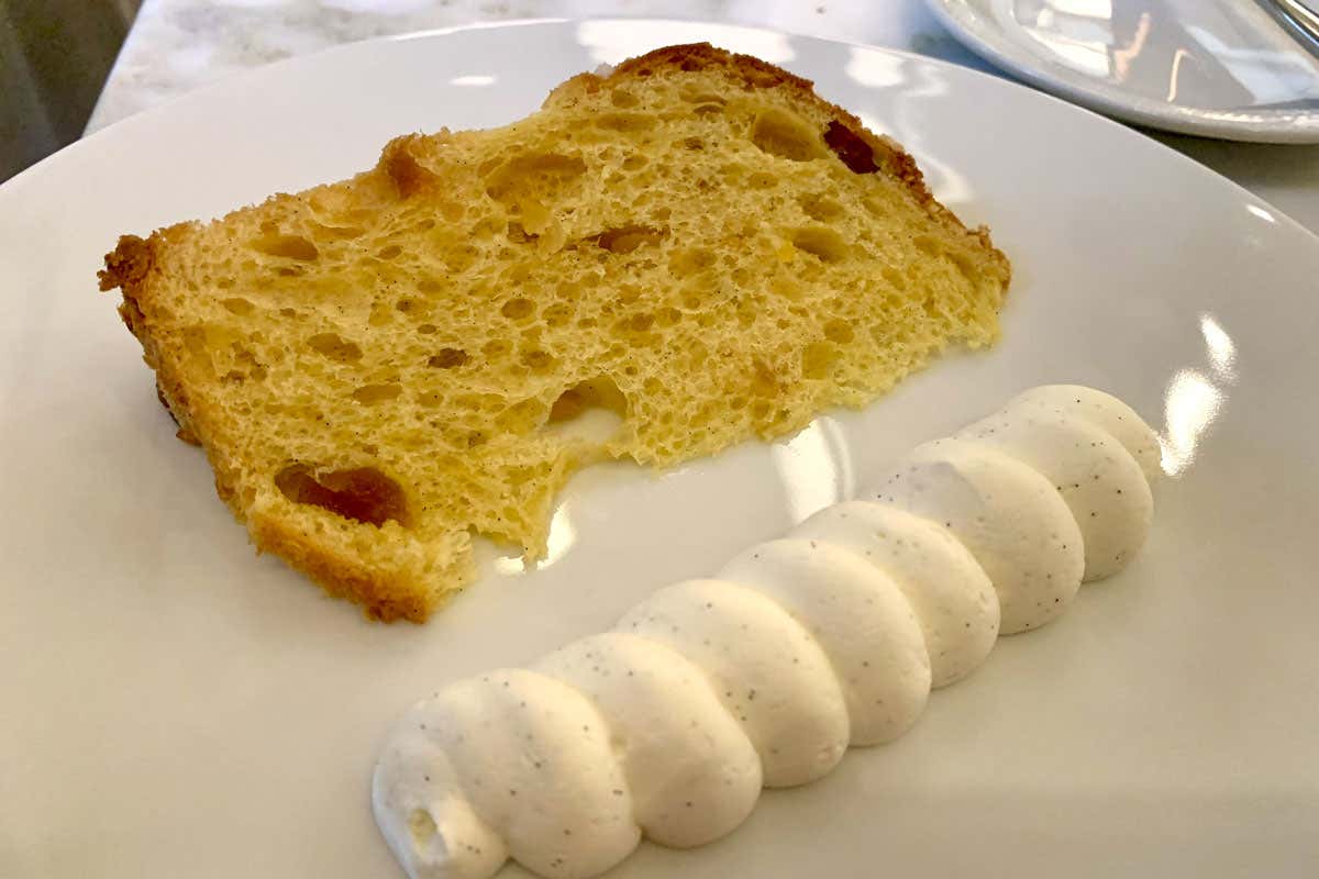 Al Four Seasons Hotel Milano i panettoni firmati da Stefano Trovisi Al Four Seasons Hotel Milano i panettoni firmati da Stefano Trovisi