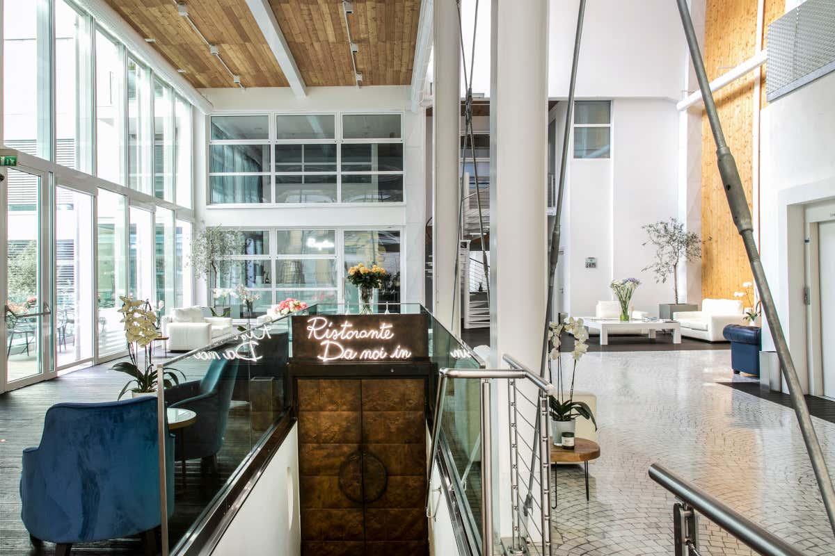 Magna Pars, la fabbrica del profumo che è diventata un’idea d’ospitalità Magna Pars, la fabbrica del profumo che è diventata un’idea d’ospitalità