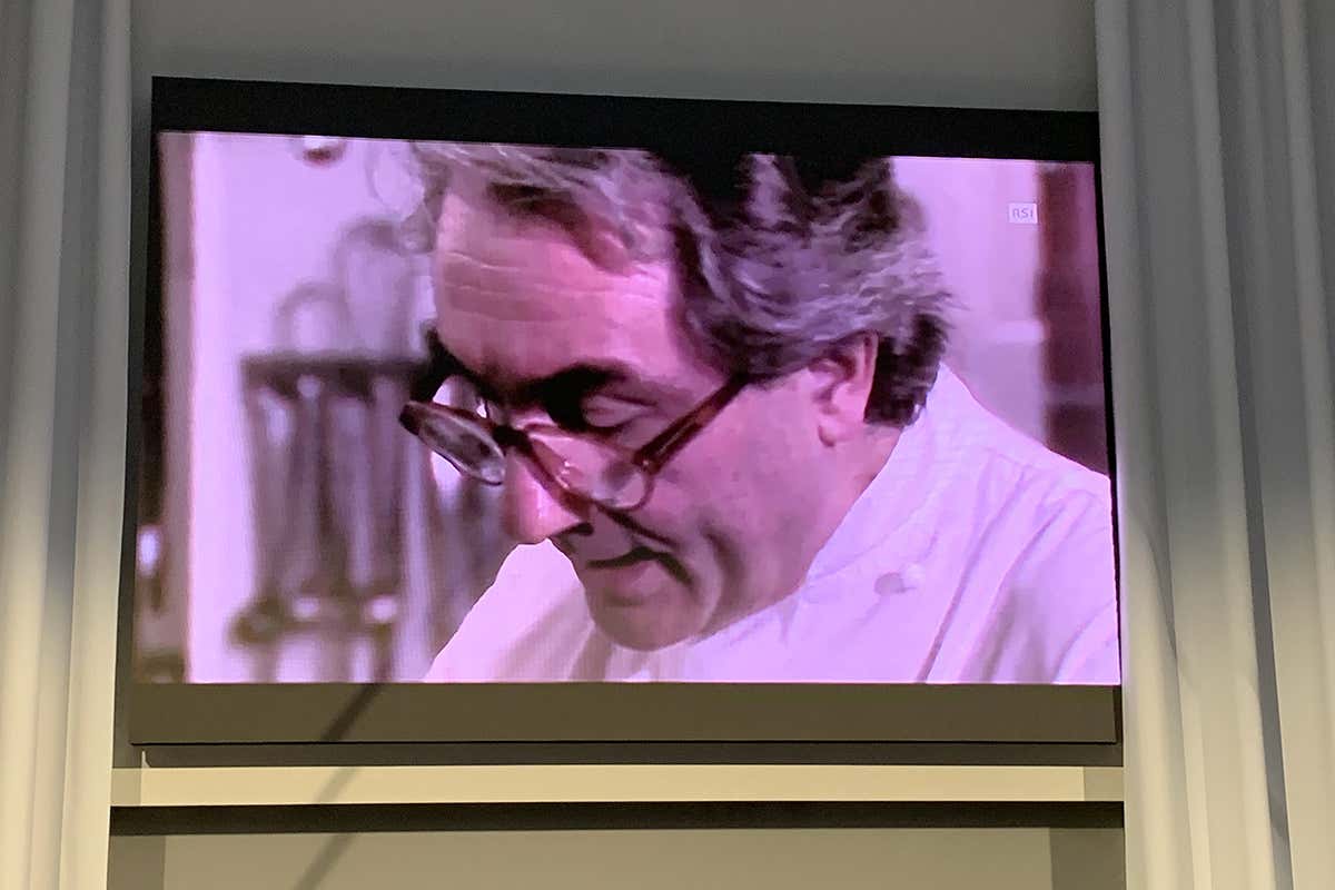 Gualtiero Marchesi. Frame di un video inizio anni '80 1981-2021: quarant&rsquo;anni di Riso, oro zafferano
