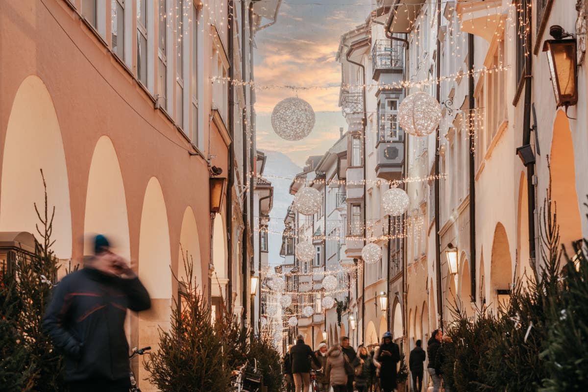 A Natale Bolzano diventa il set di una favola d'inverno 