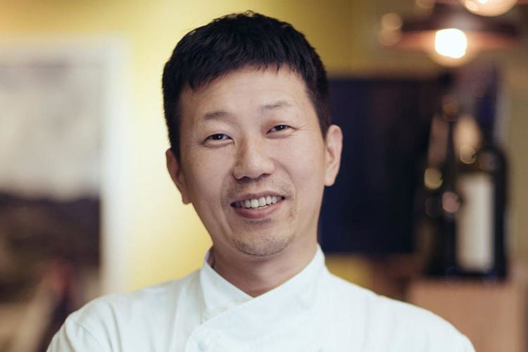 Eo Yun-gwon (Chef coreano fa causa alla Michelin«Dopo la stella, via dalla guida»)