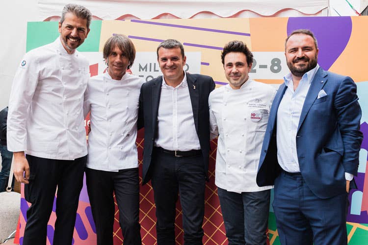 (Milano celebra l’aperitivoUn festival dedicato nel 2020)