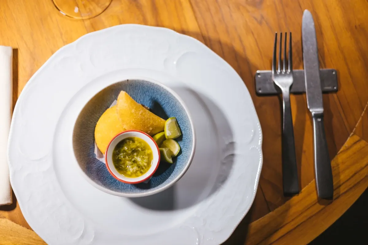 Empanada di gamberi (foto di Gabriele Zanon) Mitù il ristorante colombiano all'insegna dei sapori amazzonici