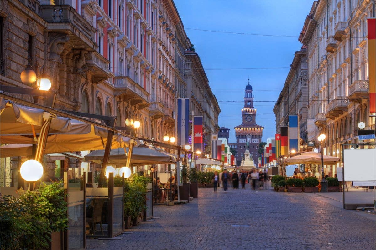 Milano più multietnica: oltre 6mila i ristoranti, “solo” la metà di cucina italiana