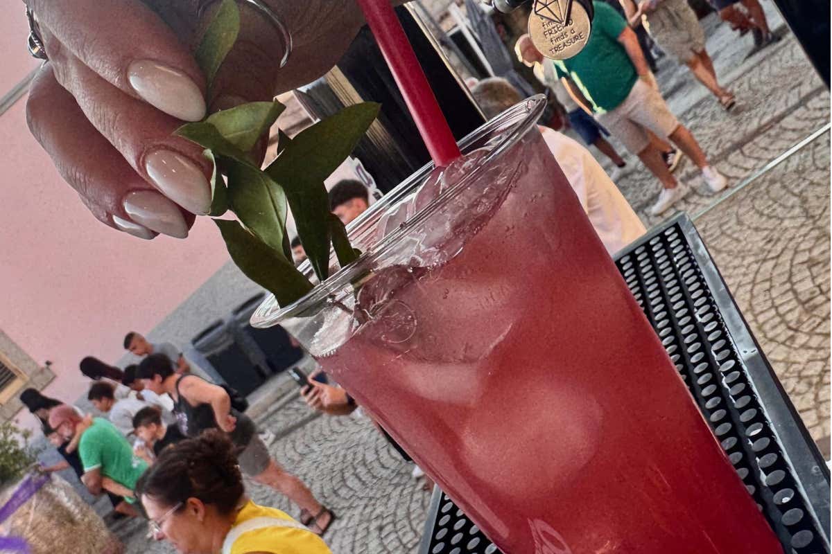 Andandy e Mirtina: il cuore della Sagra del Mirto in cocktail innovativi