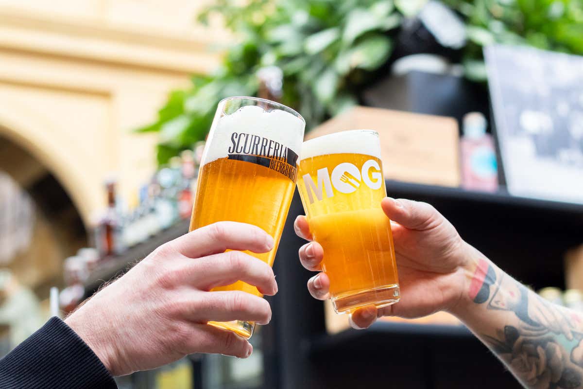 Genova beve artigianale: più di 100 birre in degustazione a Mhops 2024